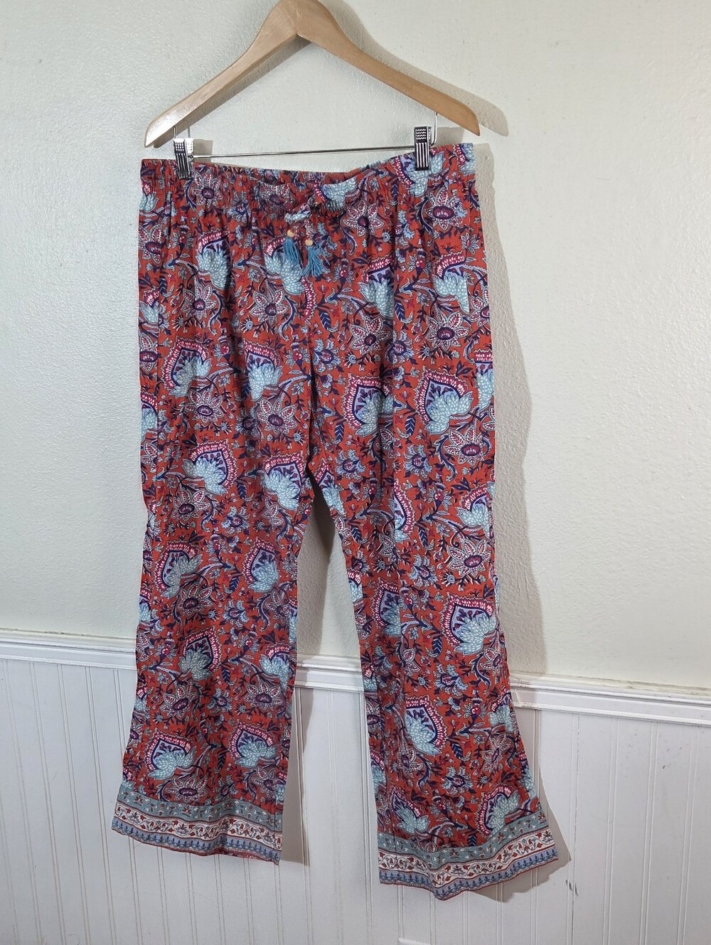 World Market L/XL Boho Paisley Floral Wide Leg Pants Red Blue 100% Cotton